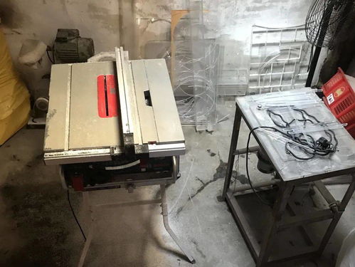 裝修風(fēng)波 三十萬投資，鄰里情斷于木工鋸聲